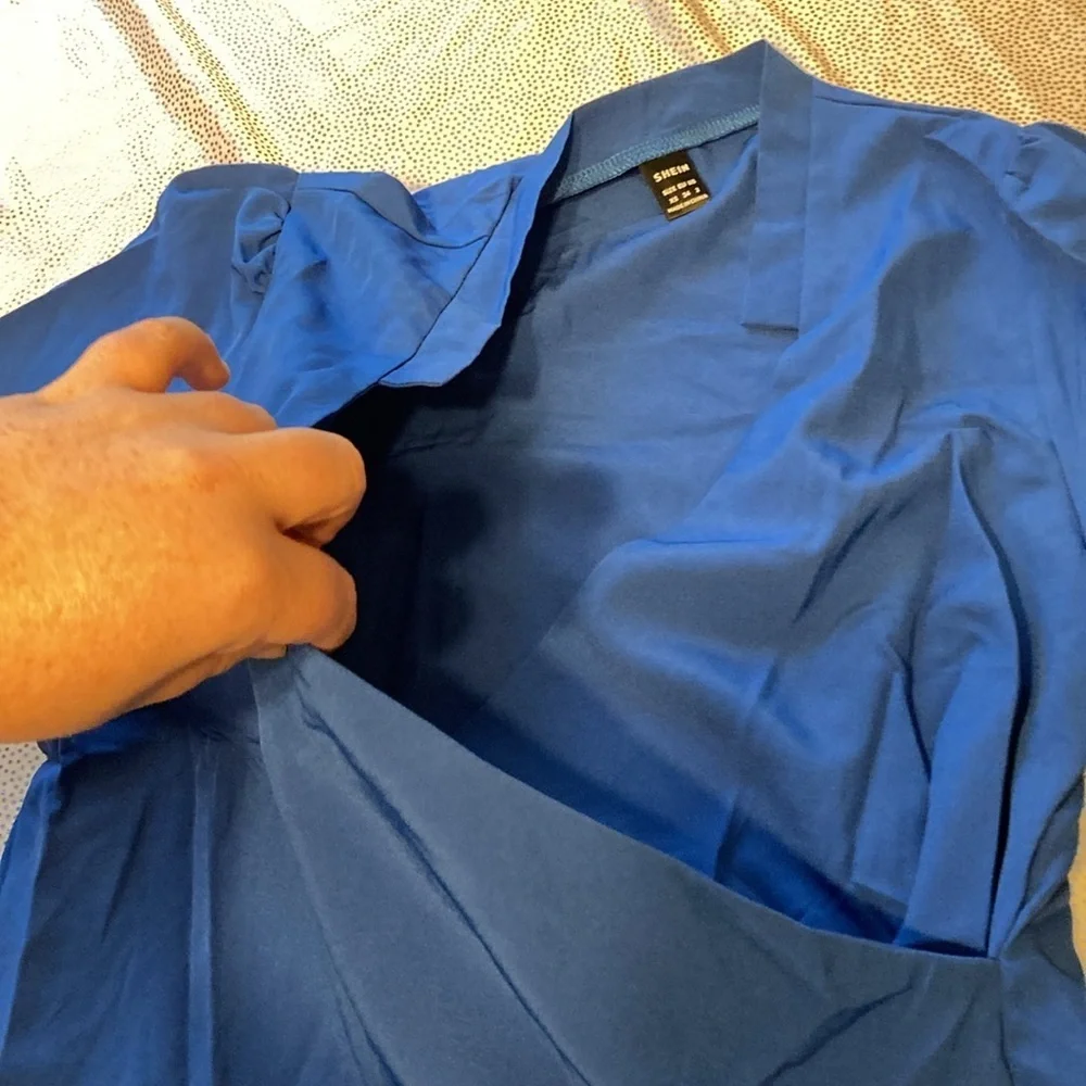 SHEIN Essnce Solid Notched Neck Wrap Detail Blouse size XS new without t… - Picture 11 of 12